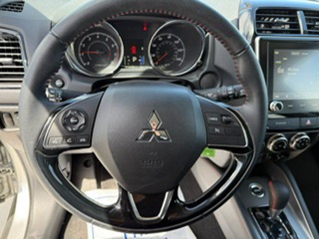 Main image 7