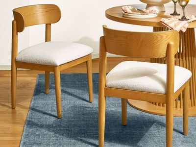 4 Dining Room Chairs