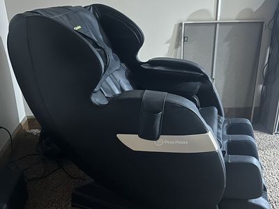 RealRelax Zero Gravity Massage Chair