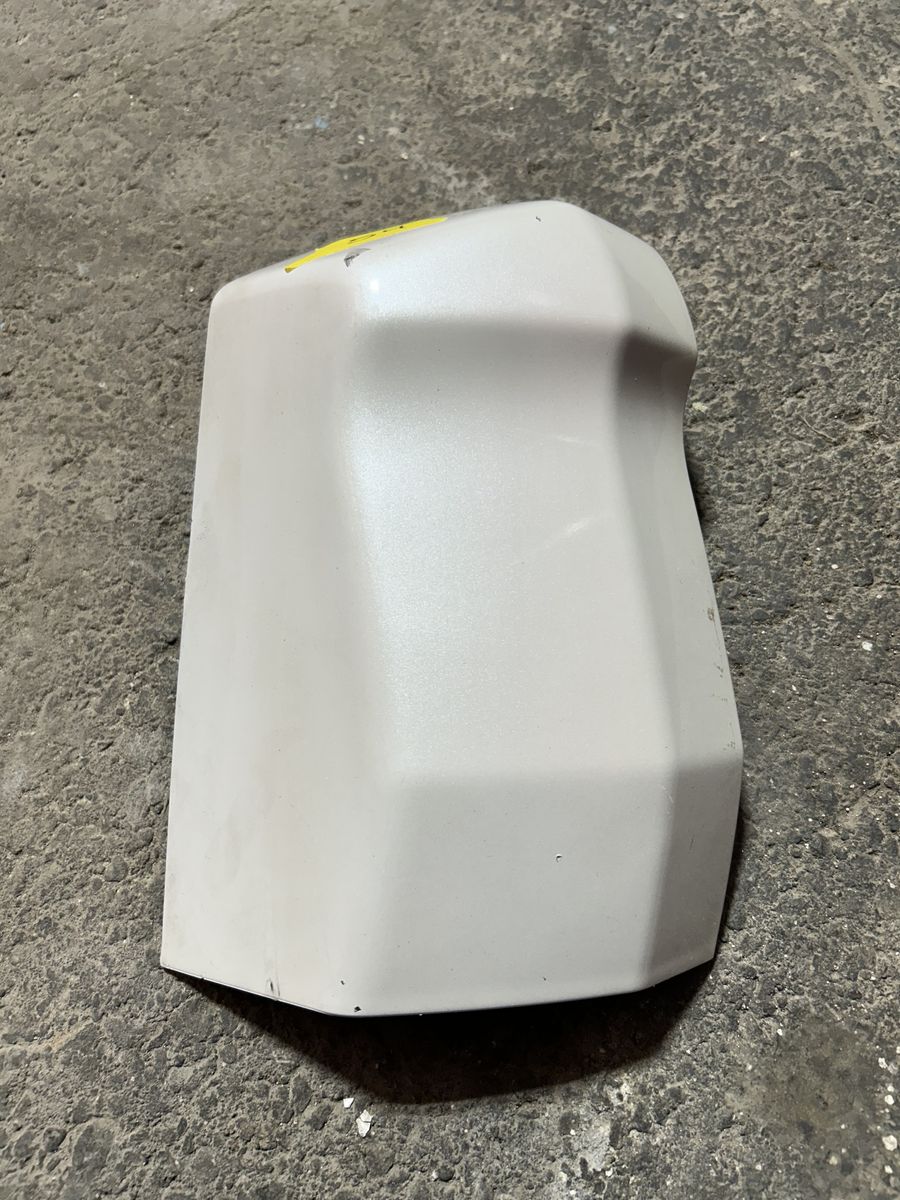 17-22 Ford F250-350 Lower Cab Corner Moulding