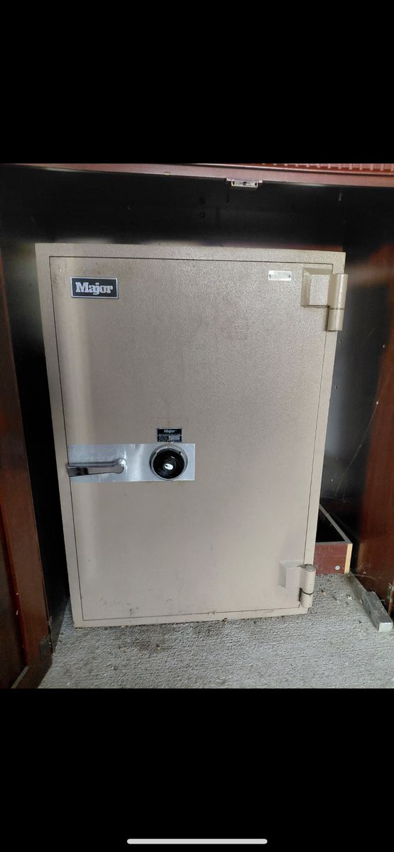 Major Safe Co. Commercial Safe