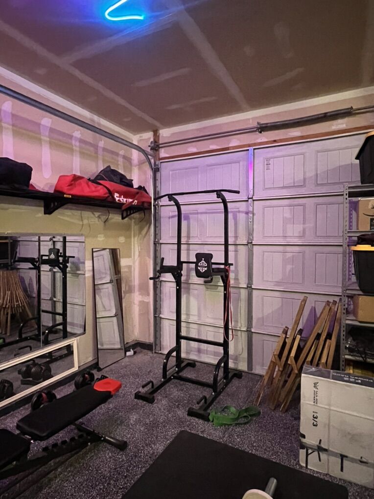 Assembled Pull Up Bar Station