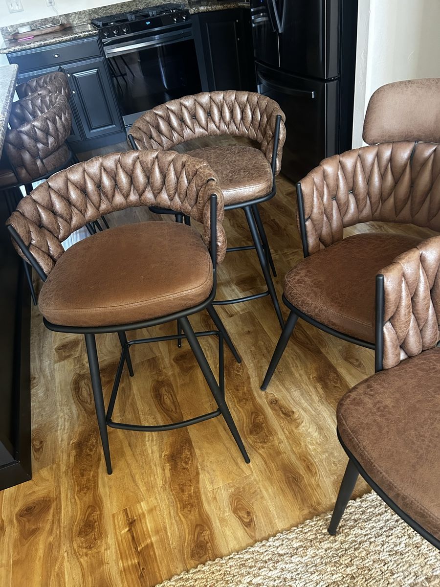 Set of 4Tufted Faux Leather Brown Bar Stools, Counter Height, Modern Design + 2 matching table  chairs. Total six (6) chairs.