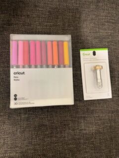 CRICUT EXTRA FINE POINT PEN SET