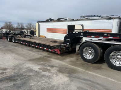 2017 trail king 110k rear load lowboy