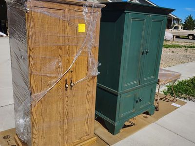 Free Furniture, 2 Hutch, 1 End Table