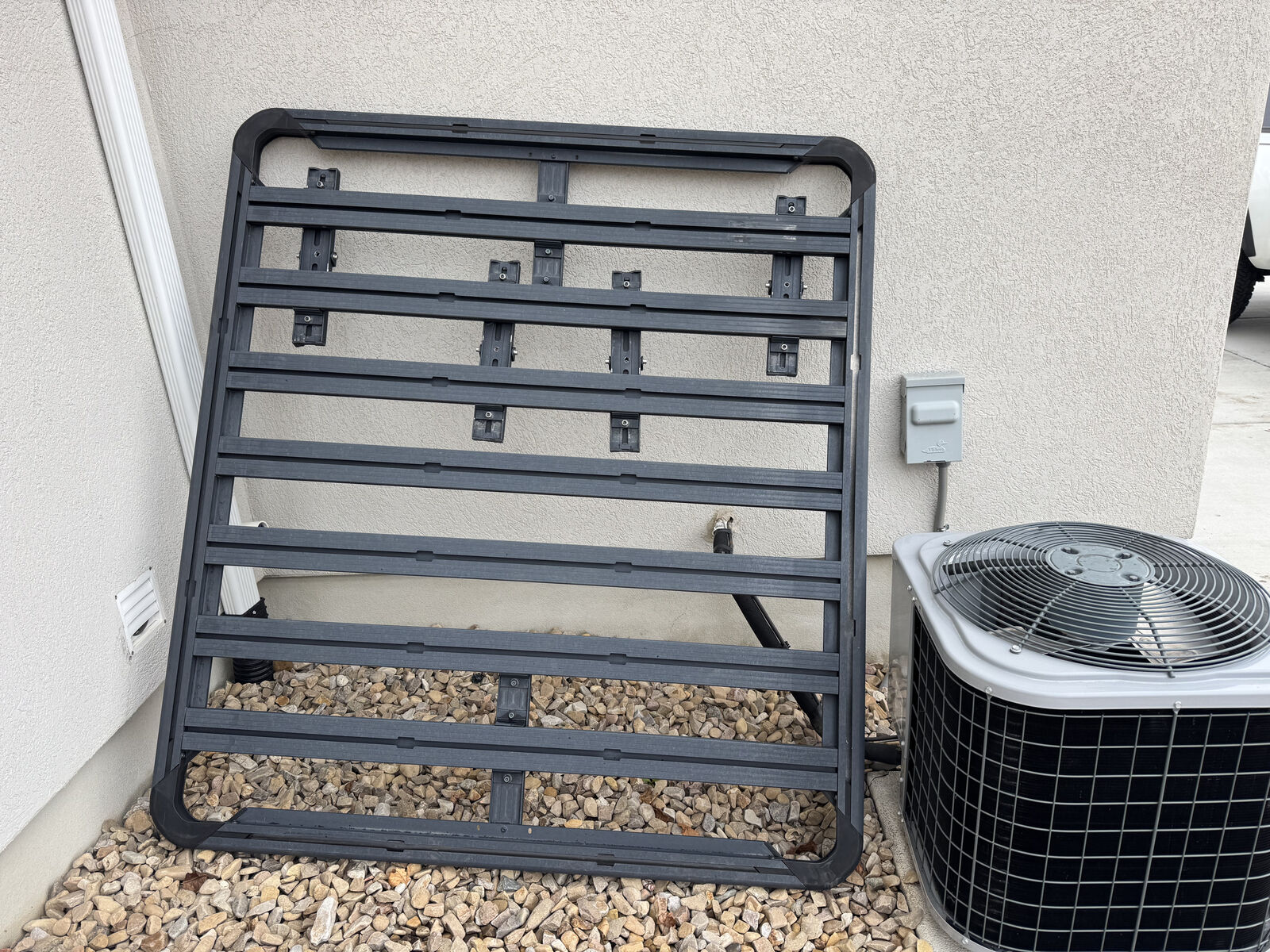 Yakima LockNLoad Rack