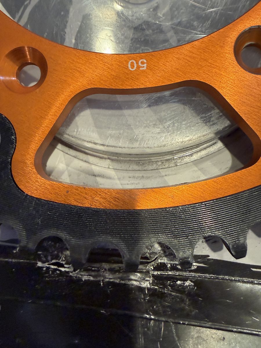 Main image 3