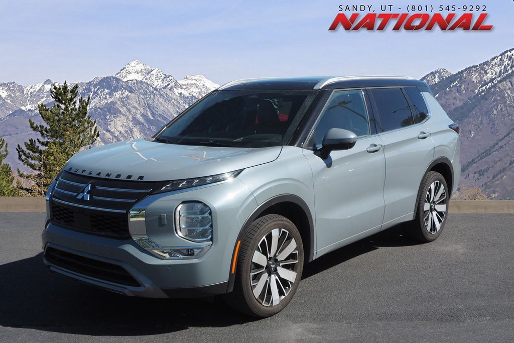 2025 Mitsubishi Outlander SEL