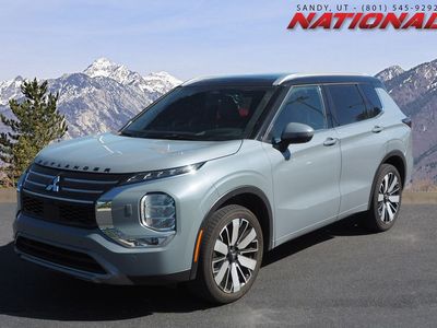 2025 Mitsubishi Outlander SEL