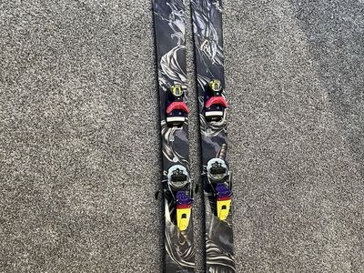 Armada ARV 106 w/ Look Pivot 14 Bindings