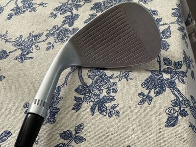 Titleist Volkey 52 degree Pre-Owned Golf Wedge Club