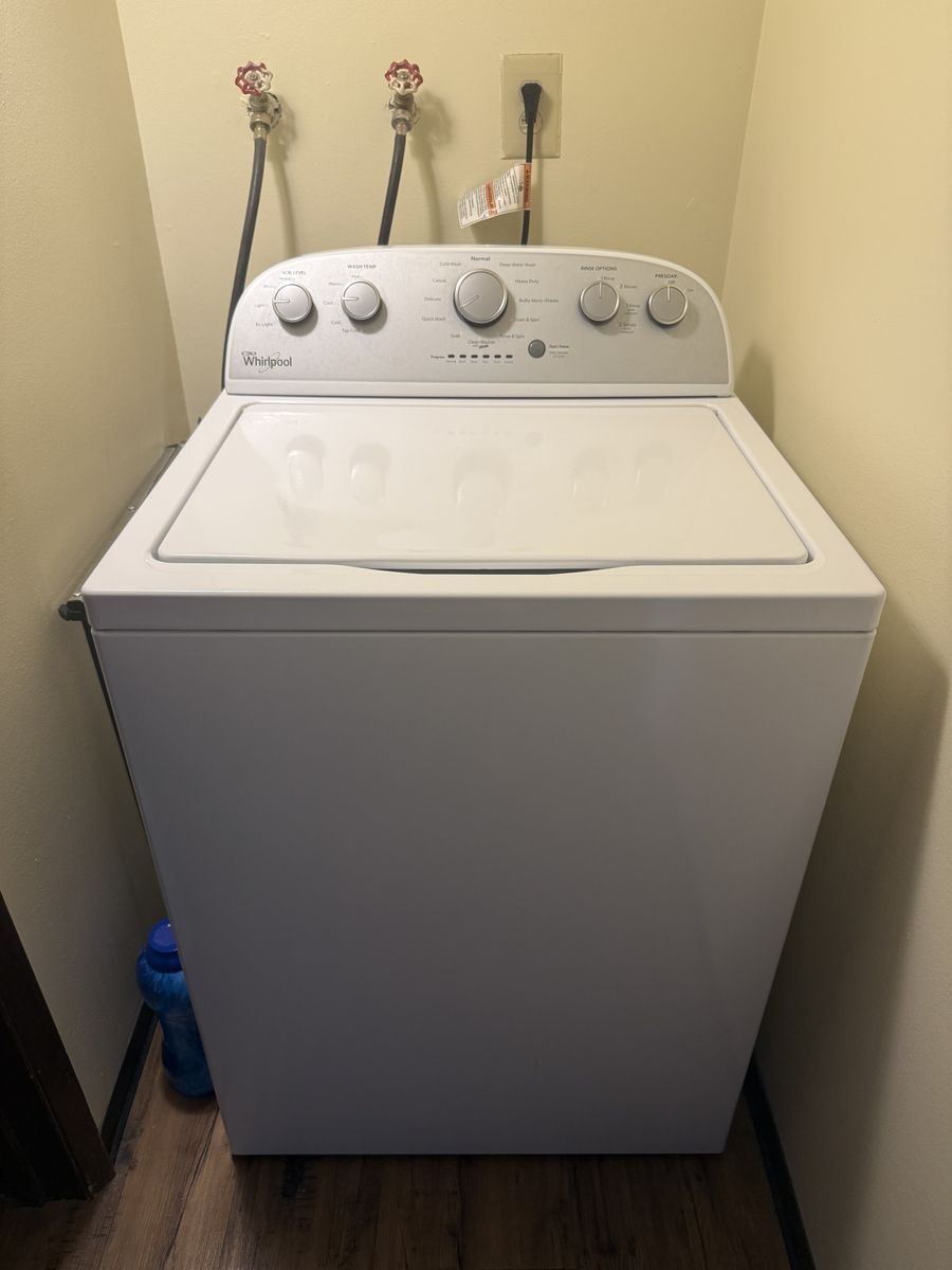 Whirlpool High Efficiency Top Load Washer – Excellent Condition