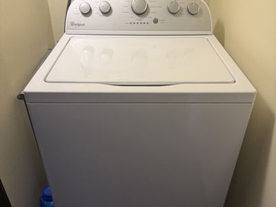 Whirlpool High Efficiency Top Load Washer – Excellent Condition
