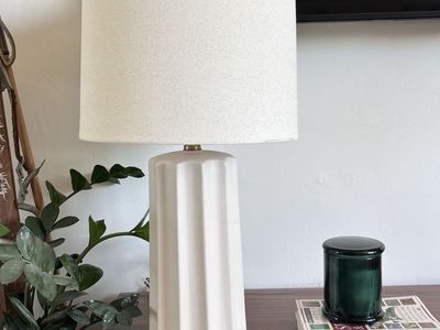Table lamp