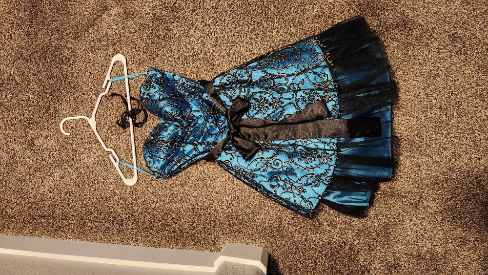 Semi-formal strapless dress