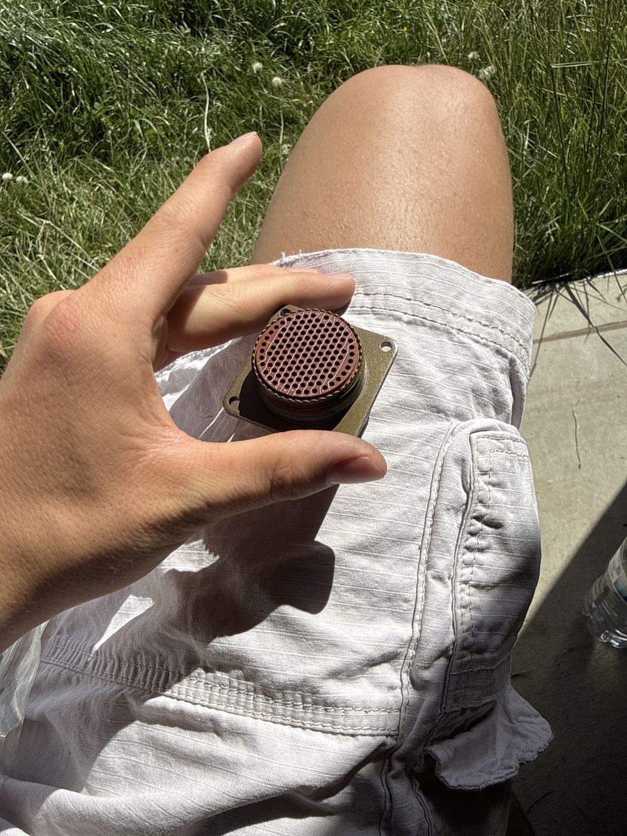 Circular electrical receptacle connector