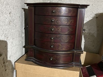Jewelry Box