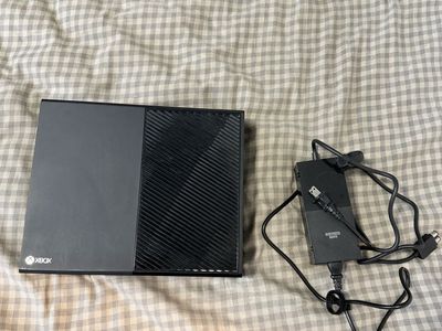 Xbox one 512 gb