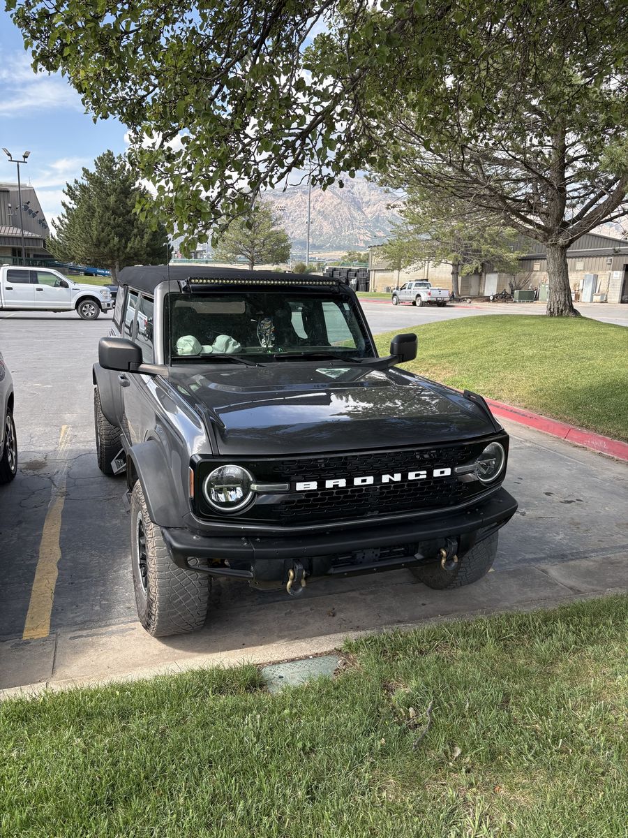 2021 Ford Bronco 4-Door soft top 4x4 - Gray