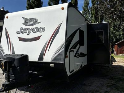 Jayco Travel Trailer Bumper Pull - Sleeps 6, AC, Awnings, Bunk Beds