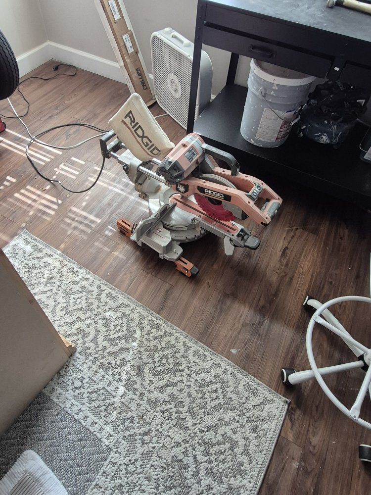 Rigid 10 miter saw
