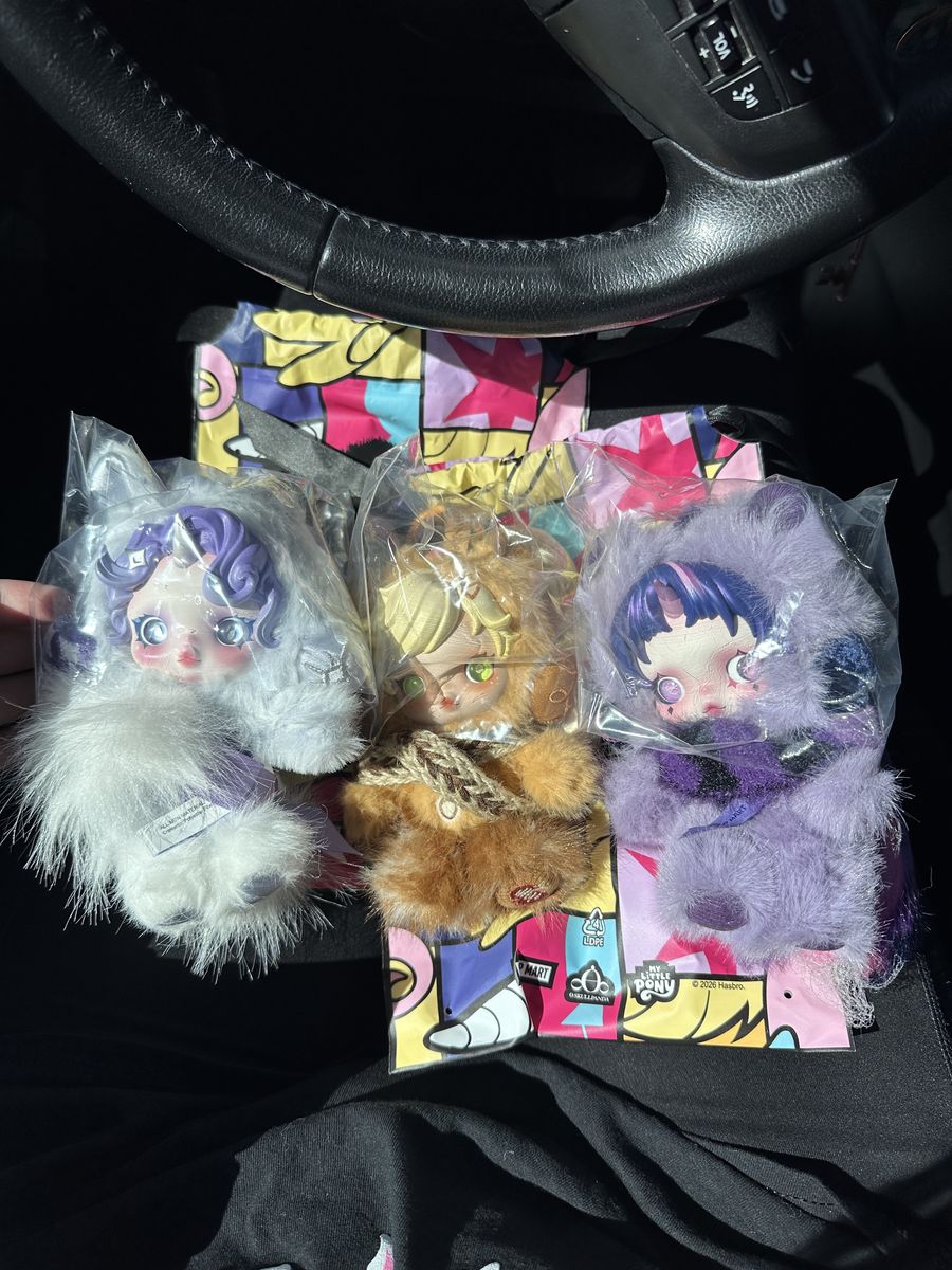 Popmart My little pony Skullpanda