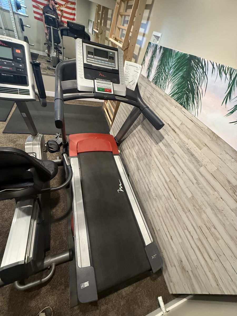 Freemotion commercial grade treadmill
