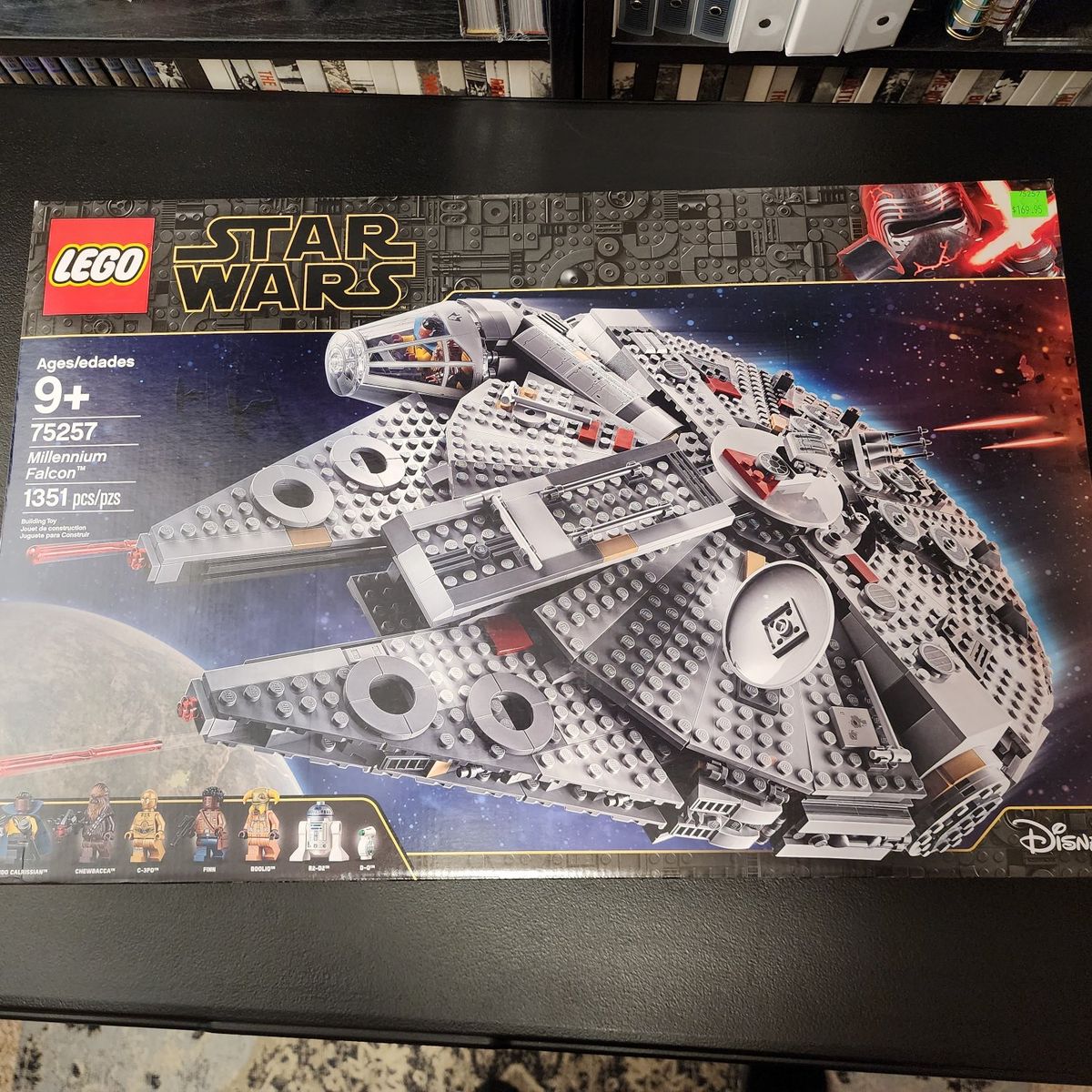 LEGO Star Wars Millennium Falcon 75257 New Sealed