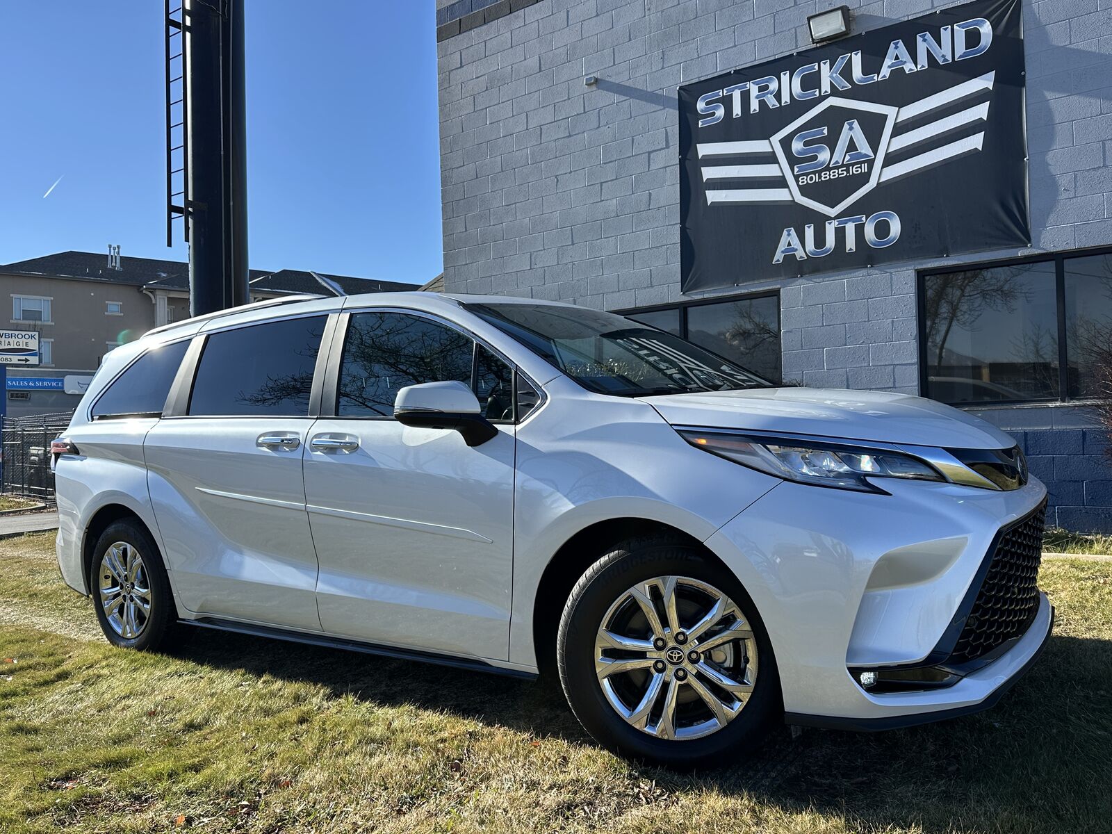 2025 Toyota Sienna Limited 7-Passenger