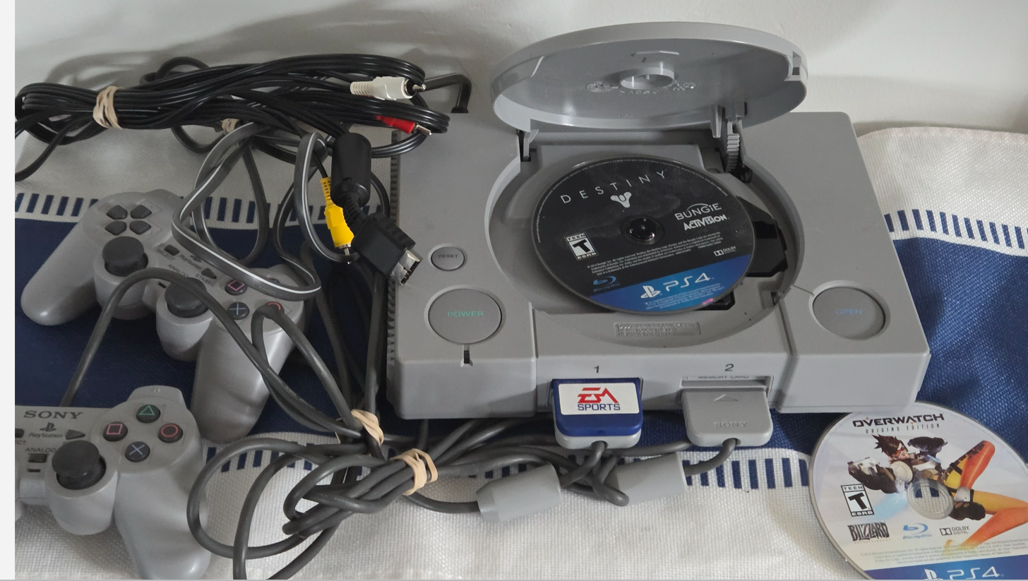 Main image 4