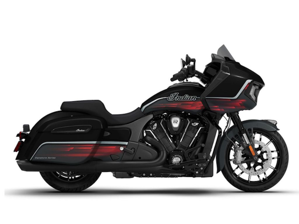 2026 Indian Motorcycle® Challenger Dark Horse Signature Series Abyss Metallic / Red Allert