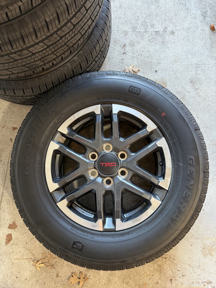 2026 Toyota Tacoma TRD Sport Wheels & Tires