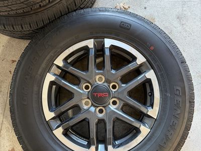 2026 Toyota Tacoma TRD Sport Wheels & Tires