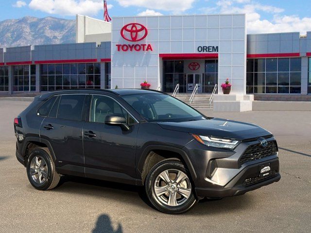 2024 Toyota RAV4 LE