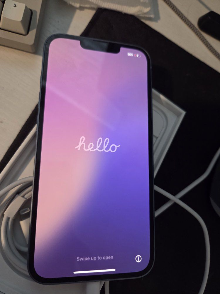 iPhone 14 - New