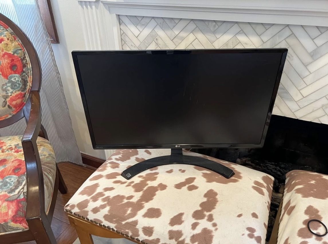 *Price Reduced* LG Monitor 24mp6ovq-p