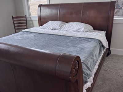 King Sleigh Bed