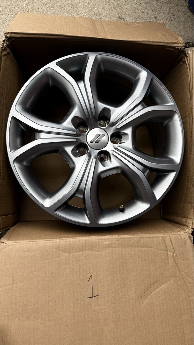 2023–2025 Dodge Hornet OEM 18” Wheels / Rims – Set of 4 – 18x7.5 ET37 5x110