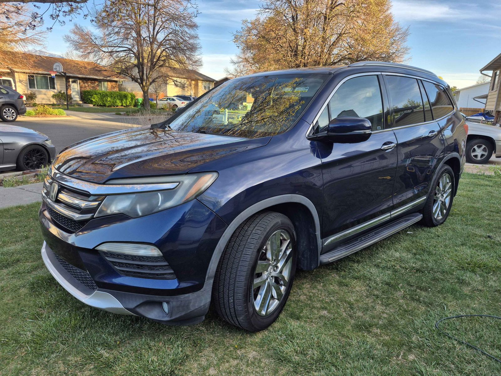 2016 HONDA PILOT Elite