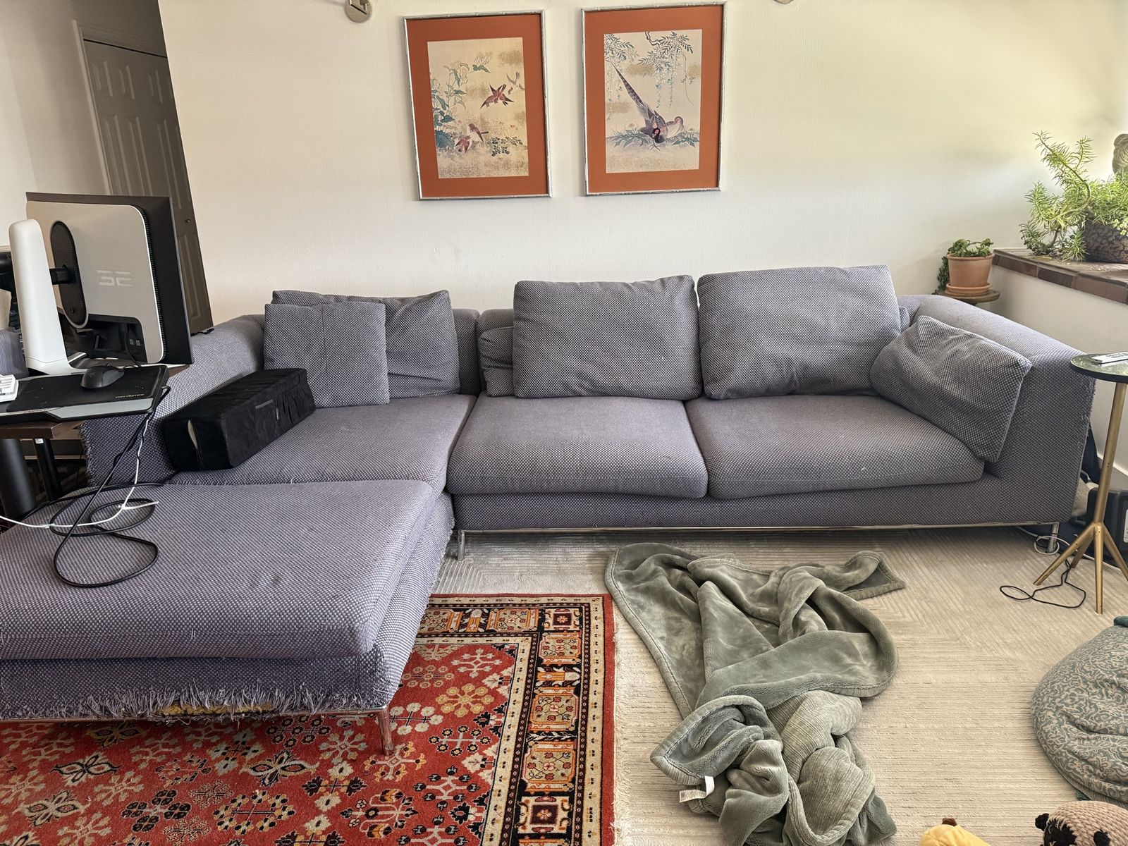 Large Gray Fabric Sectional Sofa with Chaise