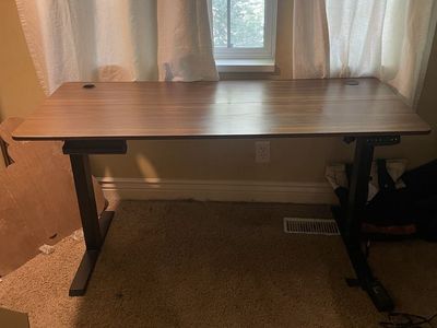 Standing desk