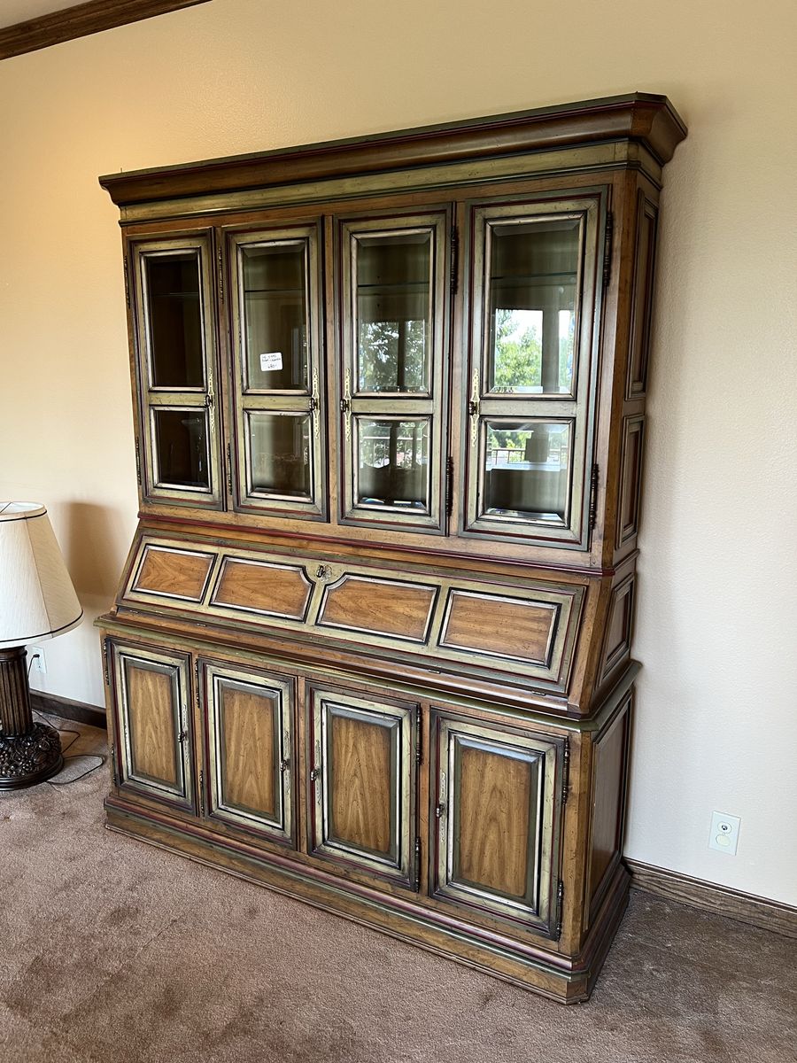 NEED GONE Vintage Solid Wood Glass Cabinet Hutch 