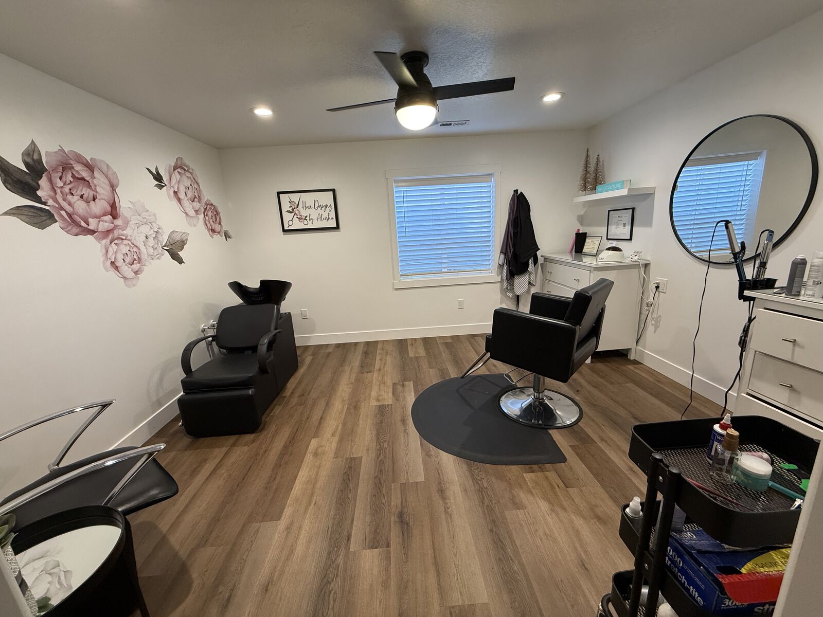 Salon equipment no longer doing hair need to sell