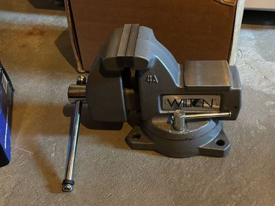 Wilton Mechanics Bench Vise Model 744 4" 21300 New in Box