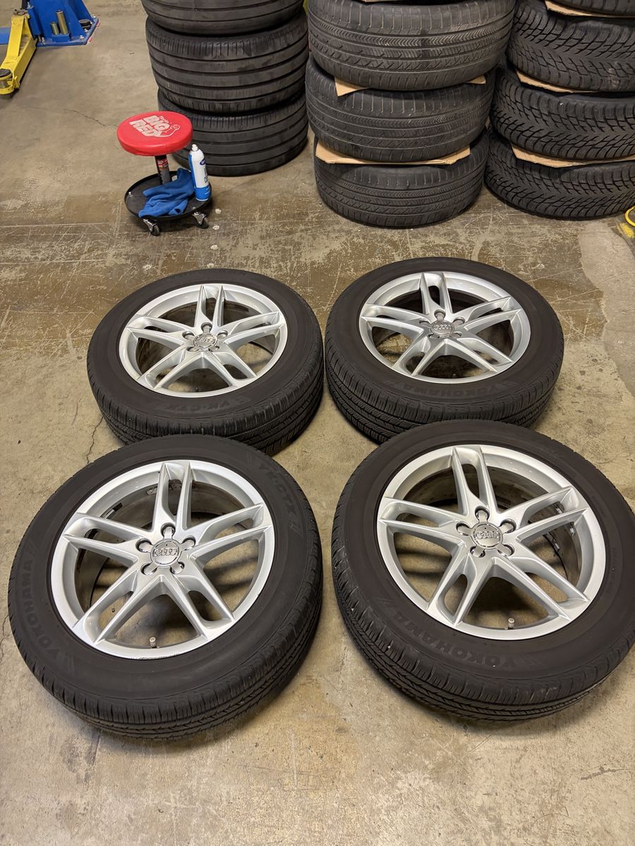 OEM AUDI Q5 Wheels and Yokohama Tires 235/55/19