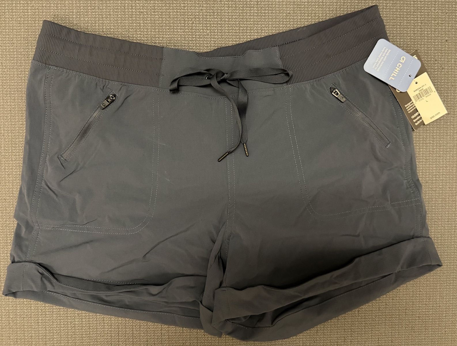 GapFit 4" Hiking Short, Women's, NWT, Size L
