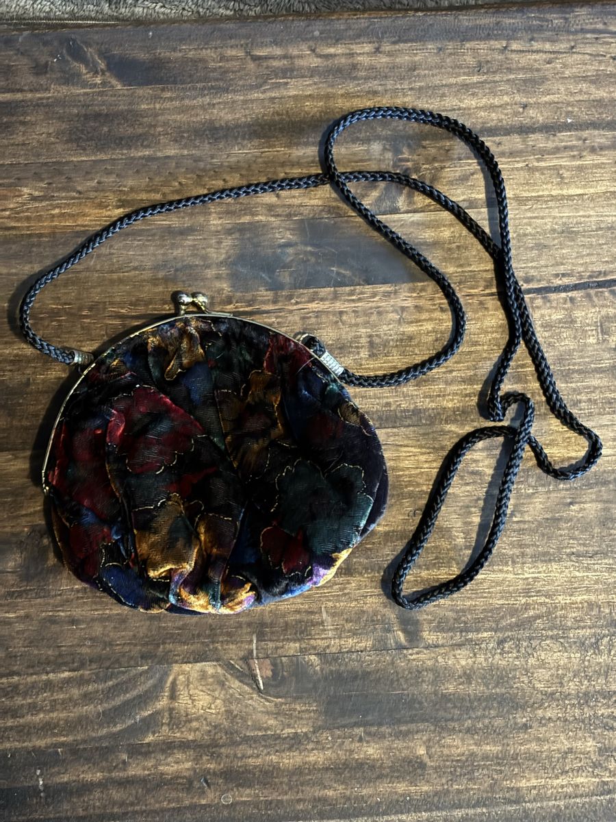 Vintage Dover Kidz Velvet Bag
