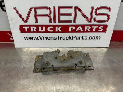 Kenworth Exterior Door Latch, Part # R56-1028