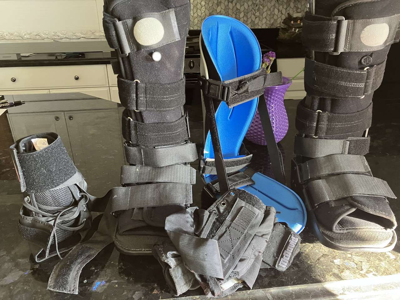 ORTHOPEDIC ANKLE SUPPORTS